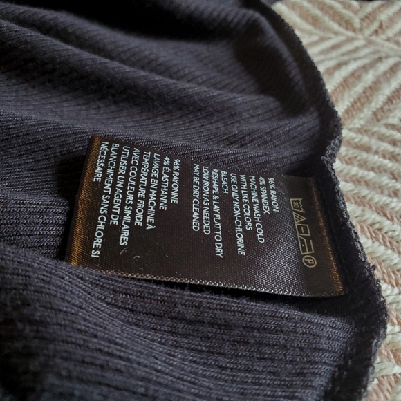 UO - Kimchi Blue Francesca Fit + Flare Dress - Picture 11 of 11